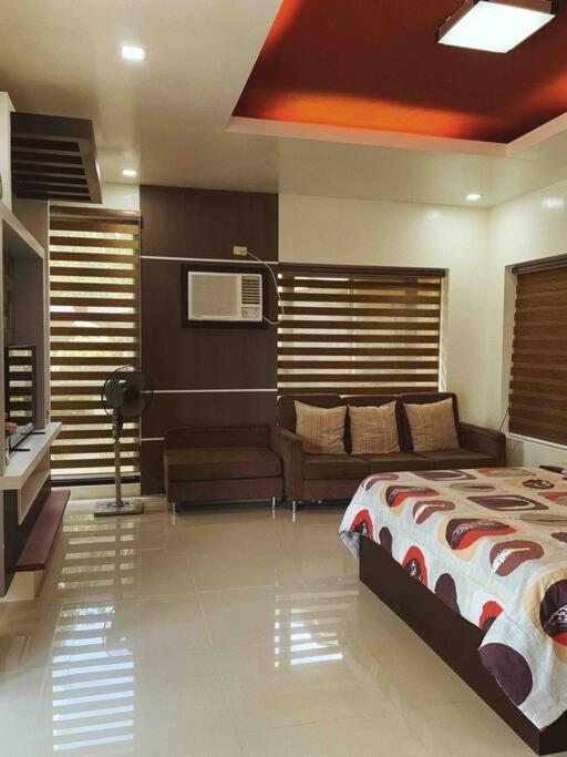 Beach Getaway Studio Villa In Lobo Экстерьер фото